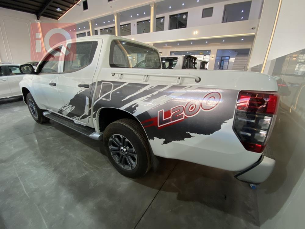 Mitsubishi L200